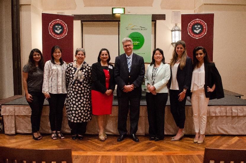 Professor Reimers and Dr. Chung with alumni from the Harvard Graduate School of Education at The Ismaili Centre, Dubai